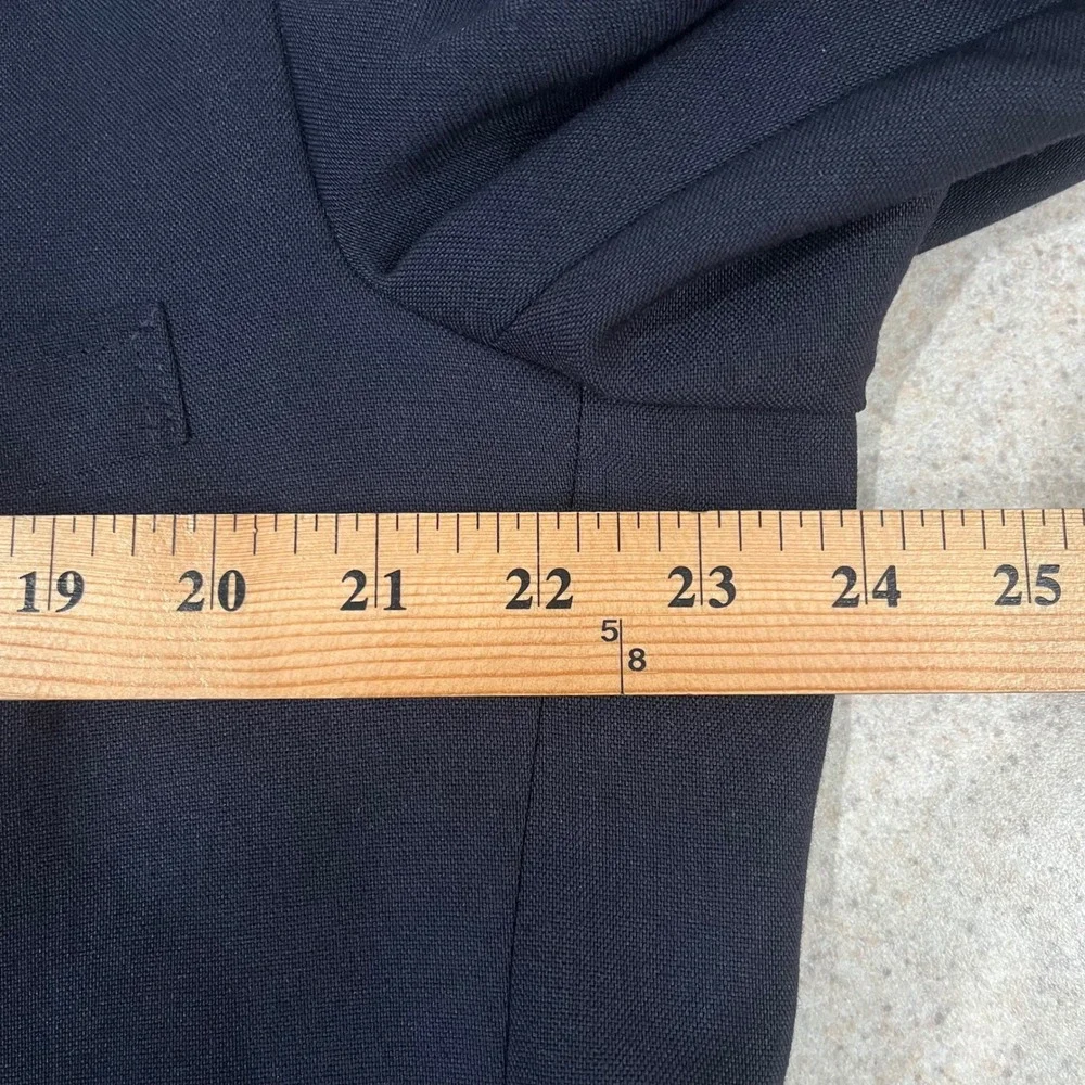 David Taylor Mens‎ Blazer 46R Navy Blue Gold Crest Buttons Sport Coat Jacket